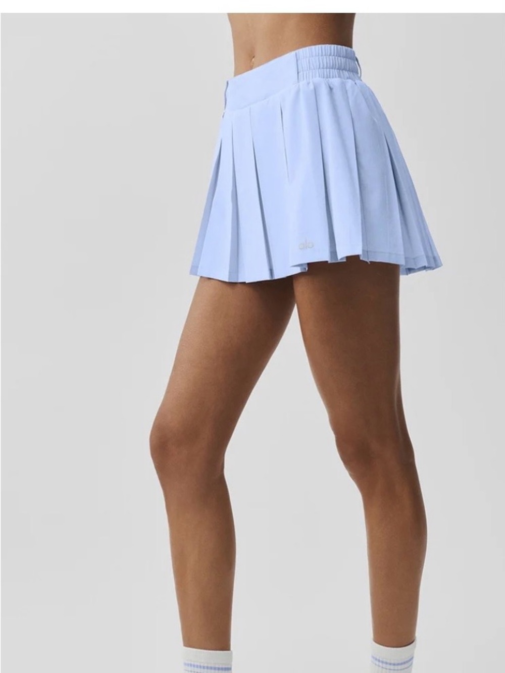 ALO Yoga Women’s Pale Blue Pleated Mini Skirt